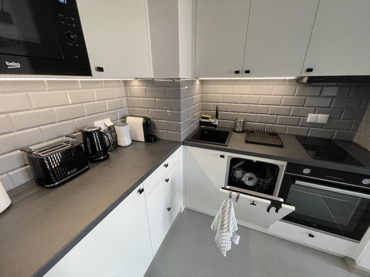 Prymasa Tysiaclecia 83A By Aparthouse Apartment Warsawa Bagian luar foto